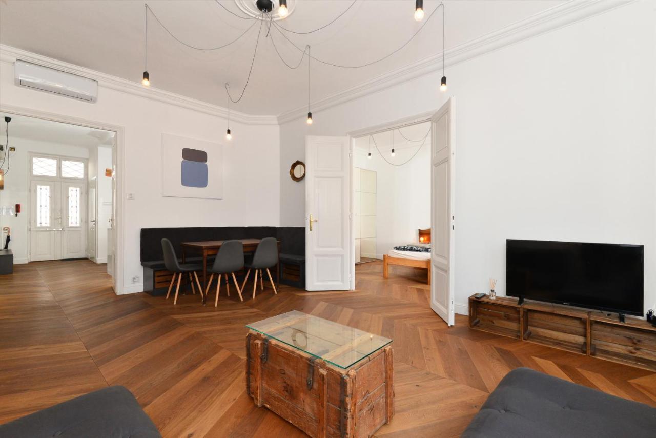 Daylight Apartment, The Best Location Budapest Exteriör bild